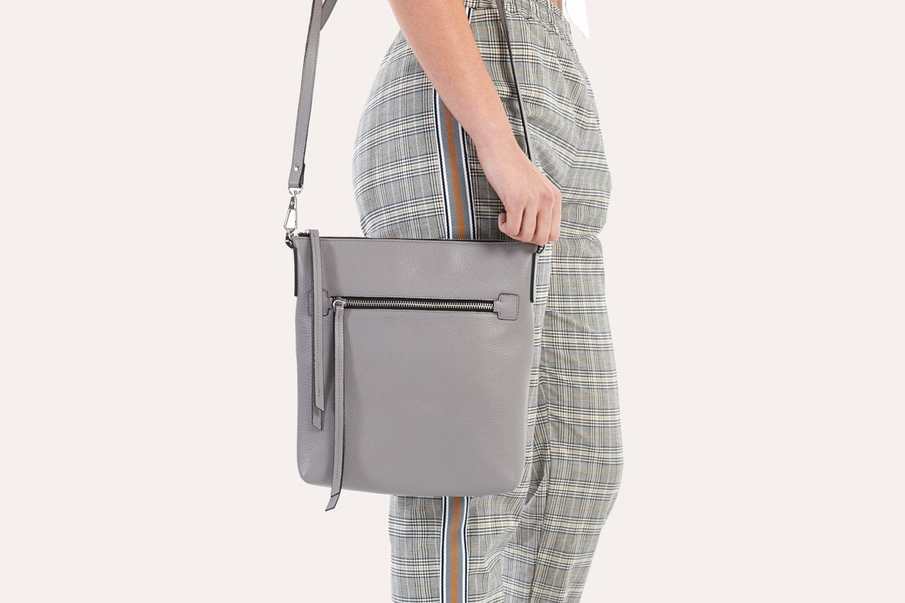 Pebble Crossbody