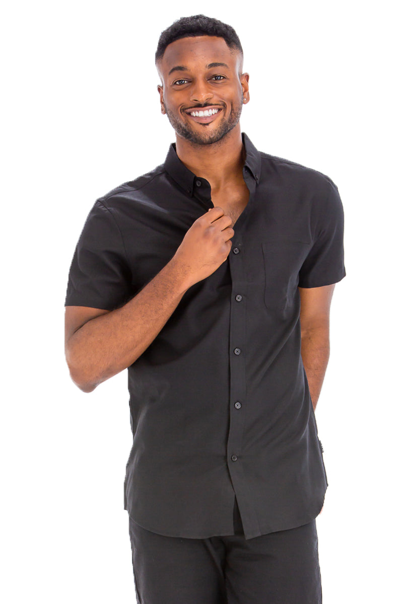 SIGNATURE SHORT SLEEVE BUTTON DOWN SHIRT