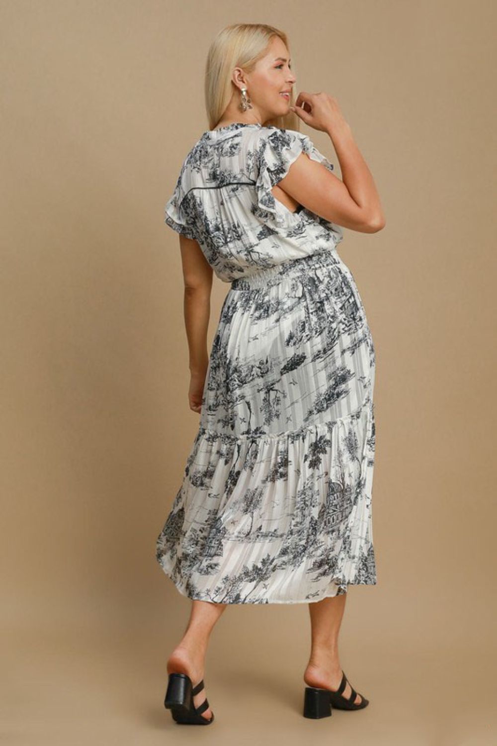 Umgee Full Size Two Tone Landscape Print Midi Dress Plus Size