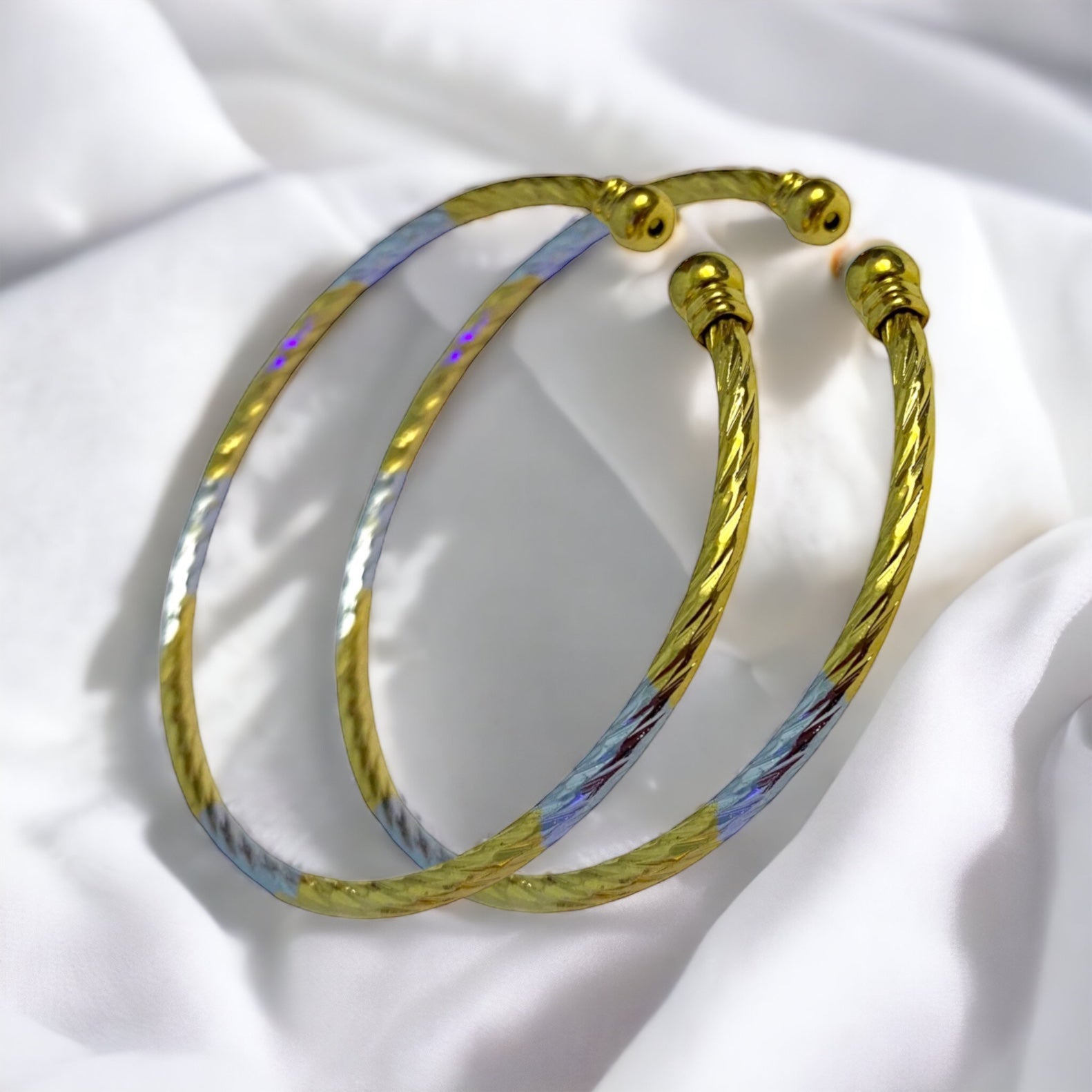 Modern Elegance Meets Classic Tradition: Indian Gold-Plated Bracelets