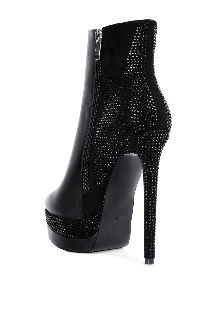 Encanto High Heeled Ankle Boots